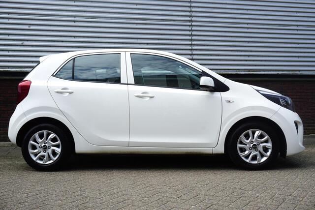 KIA PICANTO 1.0 CVVT ComfortPlusLine Navigator/Carplay/Camera/ Allseason banden.