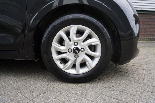 KIA PICANTO 1.0 CVVT ComfortPlusLine Navigator/Camera/Carplay/ Lichtmetalen velgen.