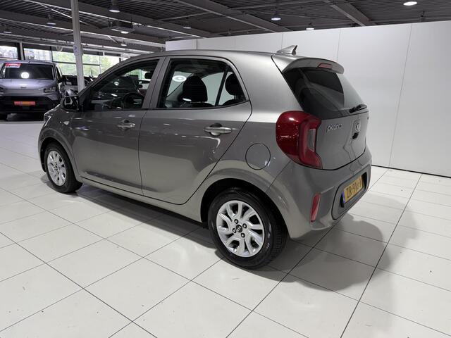 KIA PICANTO 1.0 MPi DynamicLine Apple Carplay/Android Auto, Navigatie, Camera.
