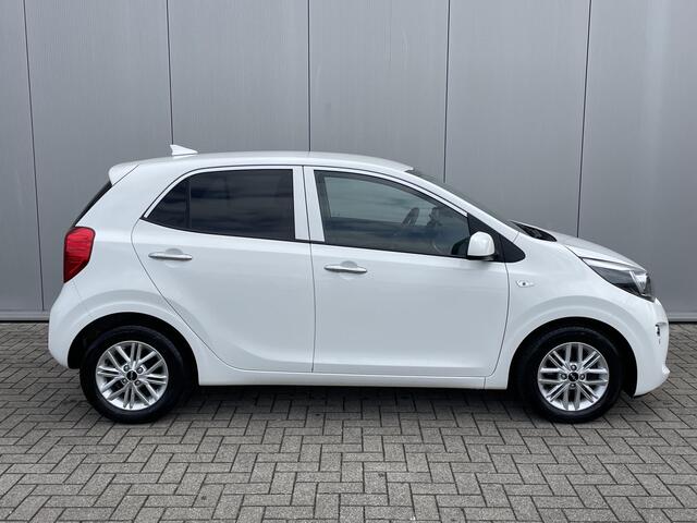 KIA PICANTO 1.0 DPi DynamicLine Navigatie ( Via Apple Carplay/Android auto ), 14"Lm, Stoel/Stuurverwarming, Achteruitrijcamera