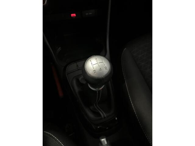 KIA PICANTO 1.0 DPi DynamicLine 1E EIGN/AIRCO/CRUISE/APPLE/CAMERA