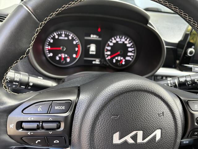 KIA PICANTO 1.0 DPi DynamicLine Achteruitrijcamera - Apple carplay - Airco - Cruise control - Licht metalen velgen 14 inch - Bluetooth - Radio - Start/stop systeem - Stuur multifunctioneel - Navigatie