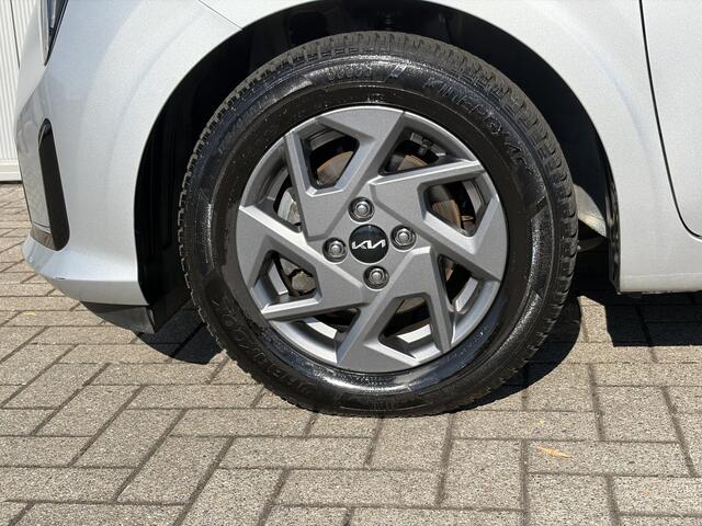 KIA PICANTO 1.0 DPI DynamicLine AMT A/T 5-persoons Navigatie, Lichtmetalen velgen, Stoelverwarming, Achteruitrijcamera