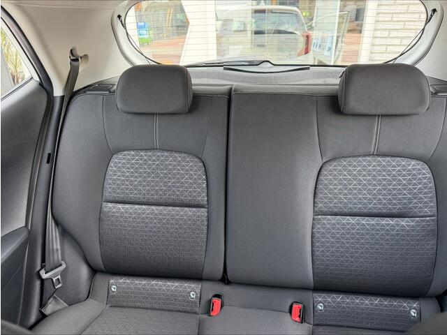 KIA PICANTO 1.0i DynamicLine 5drs. +Sportieve auto+