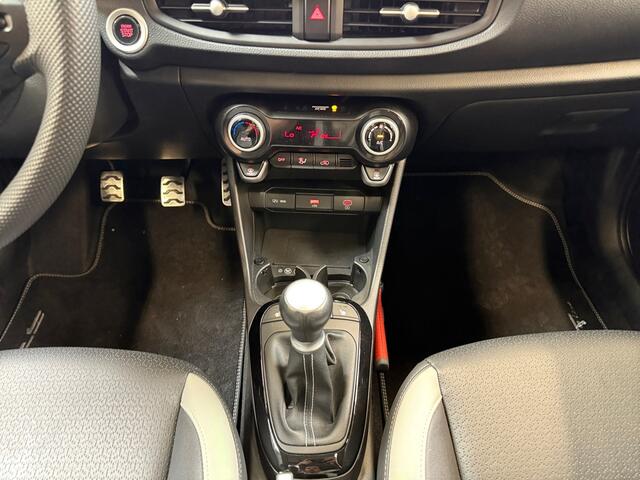 KIA PICANTO 1.0 DPI GT-Line I Panoramadak I Stoel- en Stuurverwarming I Adaptive Cruise I CarPlay I Lederen Bekleding I