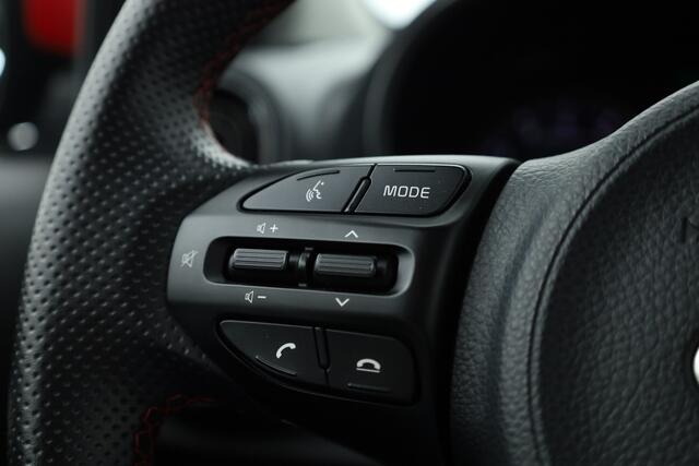 KIA PICANTO 1.0 DPi GT-Line | Rijklaar! | Cruise | Camera | Leder | NAV+App.Connect | Climate | LED | DAB | E-Spiegels | 5-Deurs | Bluetooth | 15'' V