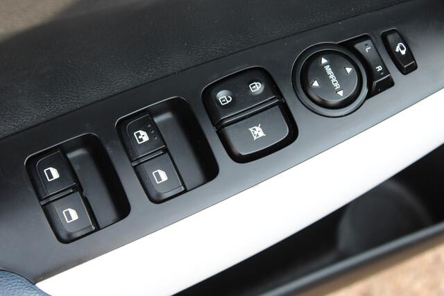 KIA PICANTO 1.0 CVVT Colour Edition//Navi//Ecc//Camera!!