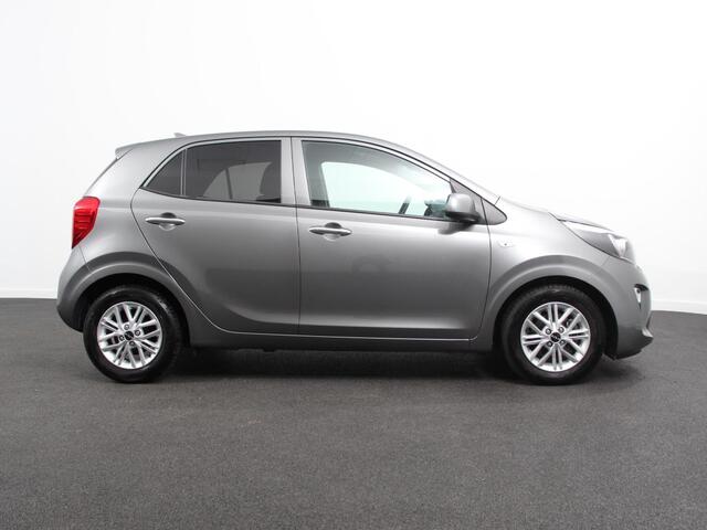 KIA PICANTO 1.0 DPi Automaat DynamicLine Navigatie Apple Carplay / Android Auto Airco Camera DAB Stoelverwarming Extra Getint glas Lichtmetalen velgen Cruise Control Bluetooth