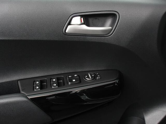 KIA PICANTO 1.0 DPi Automaat DynamicLine Navigatie Apple Carplay / Android Auto Airco Camera DAB Stoelverwarming Extra Getint glas Lichtmetalen velgen Cruise Control Bluetooth