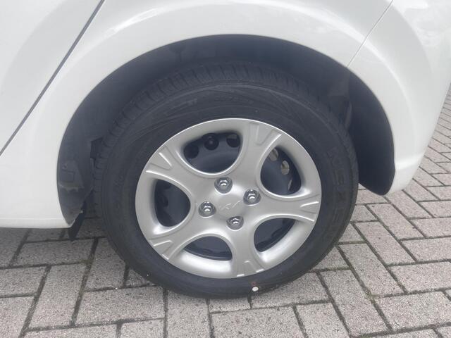 KIA PICANTO 1.0 GDi DynamicLine OP VOORRAAD!! EXTRA VOORDEEL!!