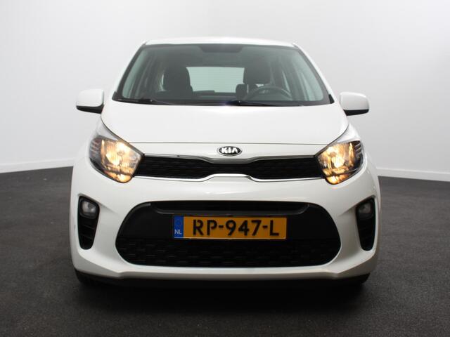 KIA PICANTO 1.0 CVVT ComfortPlusLine Navigator Navigatie Lichtmetalen velgen Elektrische ramen Airco Camera Apple Carplay/ Android Auto