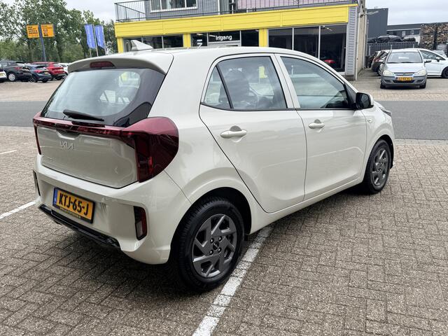 KIA PICANTO 1.0 DPI DynamicLine | Stoel- en stuurverwarming | DAB | Navi | Apple/Android | Camera | Cruise control – foto 9