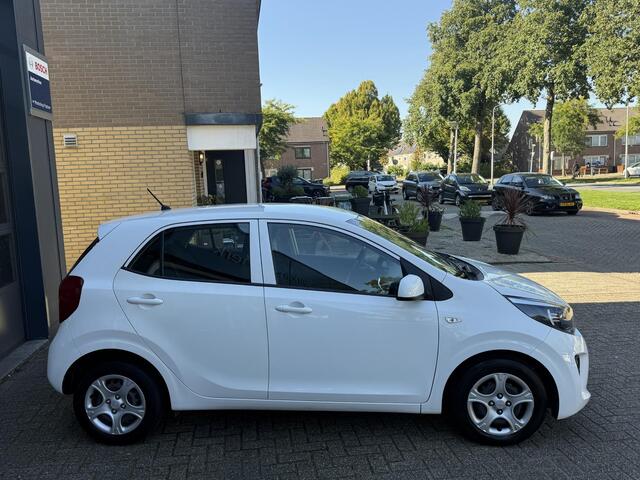 KIA PICANTO 1.0 CVVT ComfortLine / Airco/ Bluetooth/ Elektrische ramen