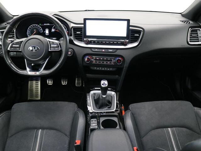 KIA PRO CEE D ProCeed 1.4 T-GDI 140PK GT-Line / GROOT Glazen schuif-kanteldak / NL auto / Navigatie / Cruise Control / Onderhoudshistorie aanwezig / LMV / LED / Stoel-stuurverwarming voor / Camera /