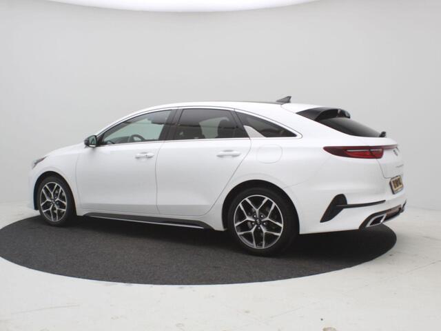 KIA PRO CEE D ProCeed 1.4 T-GDI 140PK GT-Line / GROOT Glazen schuif-kanteldak / NL auto / Navigatie / Cruise Control / Onderhoudshistorie aanwezig / LMV / LED / Stoel-stuurverwarming voor / Camera /
