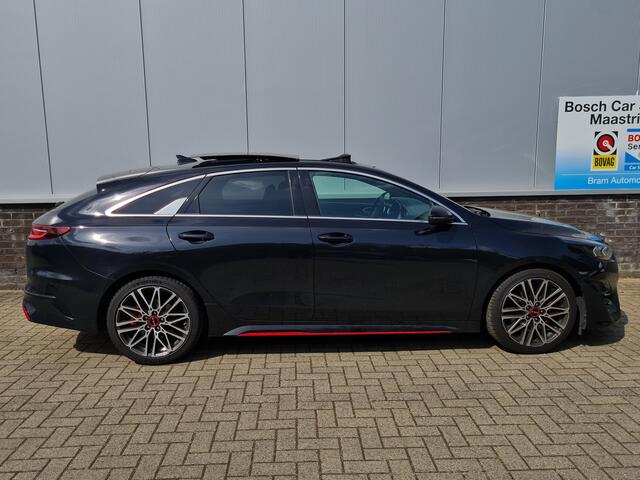 KIA PRO CEE D ProCeed 1.6 T-GDi GT | Facelift | Pano | Xenon\Led | vol opties | 1Ste eigenaar | Dealer onderhouden Interesse, Proefrit? Bel of app met: 06-24 28 28 42
