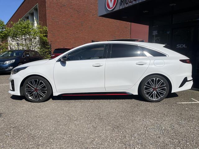 KIA PRO CEE D ProCeed 1.6 T-GDI GT 204PK!! // SCHUIF-KANTELDAK // JBL // DODEHOEK // ADAPT. CRUISE // ELEK. STOELEN+GEHEUGEN // CAMERA //