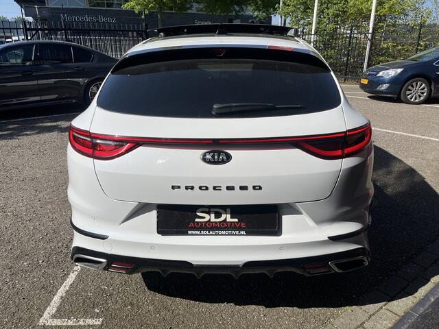 KIA PRO CEE D ProCeed 1.6 T-GDI GT 204PK!! // SCHUIF-KANTELDAK // JBL // DODEHOEK // ADAPT. CRUISE // ELEK. STOELEN+GEHEUGEN // CAMERA //