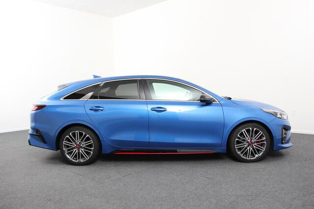KIA PRO CEE D ProCeed 1.6 T-GDI 204pk Automaat GT Navigatie Climate Control Adaptive Cruise Control Electrisch bedienbare achterklep DAB Keyless Entry Lichtmetalen velgen Camera