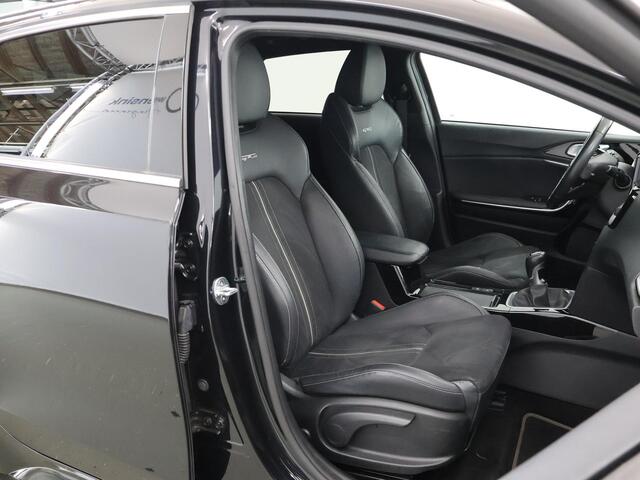 KIA PRO CEE D ProCeed 1.4 T-GDI GT-Line | Navigatie | Parkeercamera | Stoelverwarming | Keyless Go |