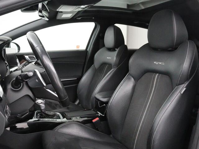 KIA PRO CEE D ProCeed 1.5 T-GDi GT-Line | Panoramadak | Trekhaak | Stoel & stuurverwarming | Adaptive cruise | Camera | Carplay | Leder/Alcantara | Full LED | Navigatie | Keyless