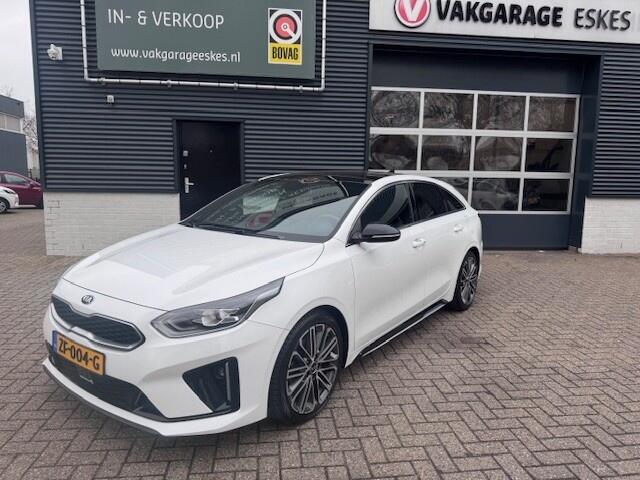 KIA PRO CEE D ProCeed 1.4T GDI DTC7 140PK GT-PlusLine Automaat - Navigatie - Pano