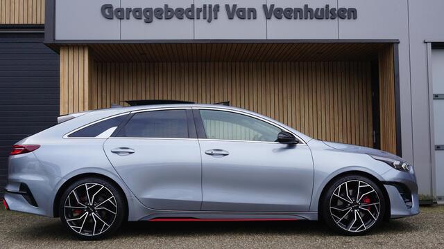 KIA PRO CEE D ProCeed 1.6 T-GDI 204pk GT *Facelift* Pano.Dak JBL Virtual Leder/Alcantara 19inch LM Stoel & Stuurverwarming 46968km!