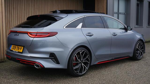 KIA PRO CEE D ProCeed 1.6 T-GDI 204pk GT *Facelift* Pano.Dak JBL Virtual Leder/Alcantara 19inch LM Stoel & Stuurverwarming 46968km!