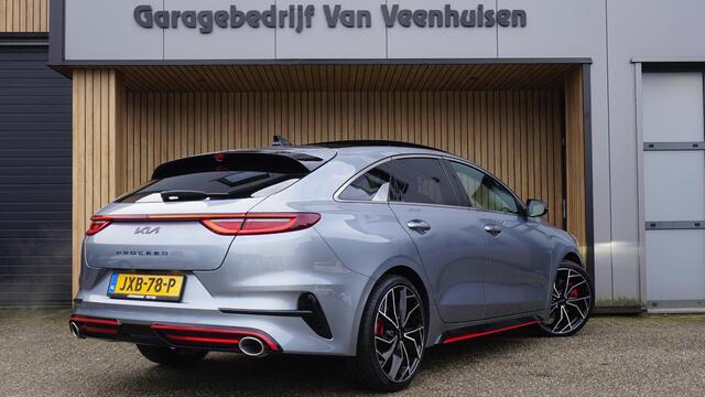 KIA PRO CEE D ProCeed 1.6 T-GDI 204pk GT *Facelift* Pano.Dak JBL Virtual Leder/Alcantara 19inch LM Stoel & Stuurverwarming 46968km!