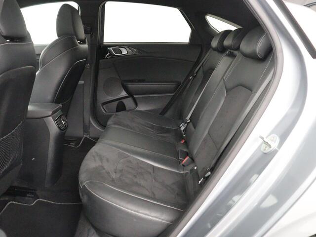 KIA PRO CEE D ProCeed 1.5 T-GDI GT-Line | Panoramadak | Stoelverwarming | Trekhaak | Leder/Alcantara | Carplay | Stuurverwarming | Camera | Navigatie | Keyless | Full LED | Parkeerhulp | Cruise control