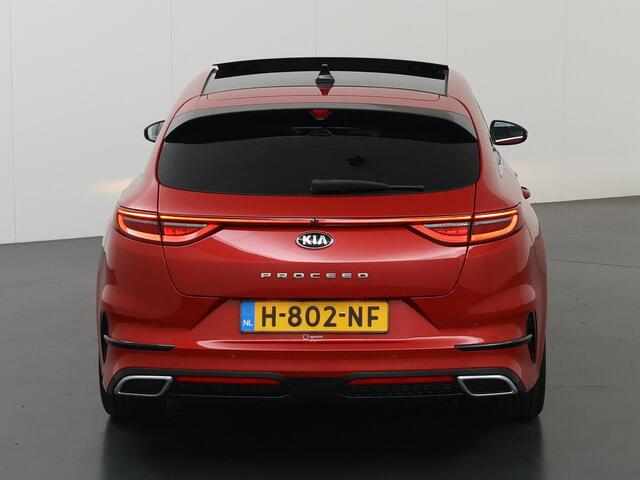 KIA PRO CEE D ProCeed 1.4 T-GDI GT-PlusLine | Panormadak | LED | Sportstoelen ele.verstelbaar | JBL Audio | Ele.kofferdeksel | Navigatie | Apple CarPlay/Android Auto | Stoelverwarming | Adaptieve Cruise Control | Camera | DAB | Stuurverwarming | Rijhulpsysteem |