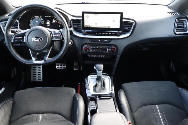 KIA PRO CEE D ProCeed 1.5 T-GDI GT-PlusLine Panoramadak, Schuif- kanteldak, Navigatie, Apple Carplay, Voorstoelen en achterbank verwarmbaar, JBL sound