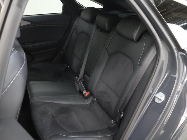 KIA PRO CEE D ProCeed 1.5 T-GDi GT-PlusLine | Panoramadak | JBL Audio | Elektrisch verstelb. bestuurdersstoel met geheugen | Stoel/Stuurwielverwarming |