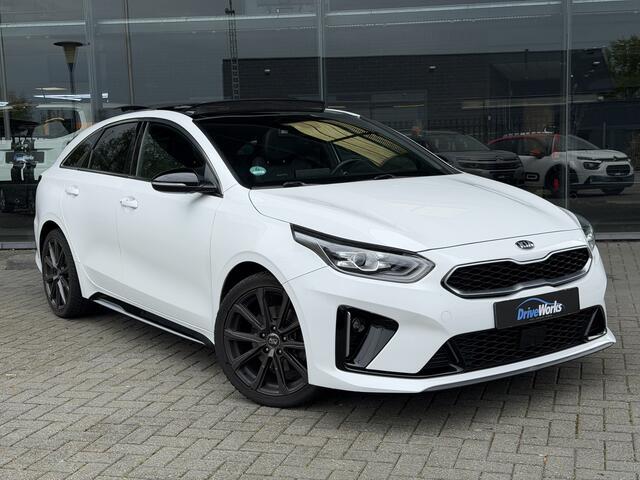 KIA PRO CEE D ProCeed 1.4 T-GDI GT-Line | Panorama | Sportstoelen | DAB+ | Interesse in een bezichtiging of proefrit, bel of app met 06-24282842 / 06-42130156