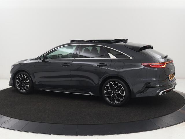 KIA PRO CEE D ProCeed 1.5 T-GDi GT-PlusLine | Panoramadak | Stoelverwarming | Leder/Alcantara | Camera | Adaptive cruise | Achterbankverwarming | Keyless | Memory | Carplay | Navigatie | Full LED
