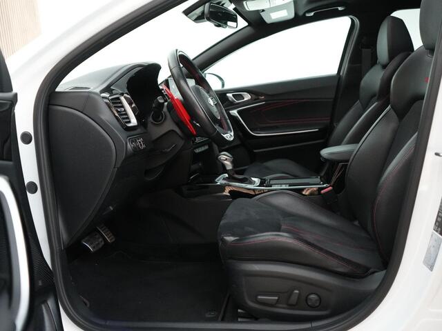 KIA PRO CEE D ProCeed GT 1.6 204pk T-GDi |pano|Navi 10,25"|JBL|Apple carplay|blind spot|camera|el. achterklep|adaptive cruise control|stoelverwarming|19" lmv|