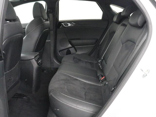 KIA PRO CEE D ProCeed 1.0 T-GDI GT-Line | Panoramadak | Stoelverwarming | Leder/Alcantara | Carplay | Camera | Keyless | Full LED | Sportstoelen | Navigatie | Stuurverwarming | Climate control | Parkeerhulp | Cruise control