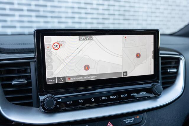 KIA PRO CEE D ProCeed 1.5 T-GDi GT-Line | Trekhaak | Panoramadak | Lederen Bekleding | Stoelverwarming | Achteruitrijcamera | Parkeersensoren | Cruise Control Adaptief | Keyless Entry | Elektrische Achterklep | Navigatie | Apple Carplay | Android Auto