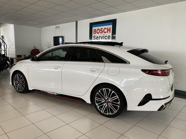 KIA PRO CEE D ProCeed 1.6 T-GDI GT 205 PK Panoramadak /JBL Sound / stuur/stoelverw /elec achterklep /Elec stoel met geheugen