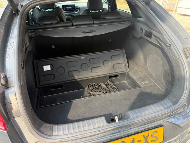 KIA PRO CEE D ProCeed 1.5 T-GDi GT-PlusLine AUT I NAV I PDC I TREKHAAK I LEDRE / ALCANTARA INTERIEUR I 1e EIGENAAR I COMPLETE ONDERHOUDSHISTORIE