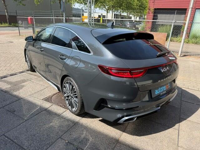 KIA PRO CEE D ProCeed 1.5 T-GDi GT-PlusLine AUT I NAV I PDC I TREKHAAK I LEDRE / ALCANTARA INTERIEUR I 1e EIGENAAR I COMPLETE ONDERHOUDSHISTORIE