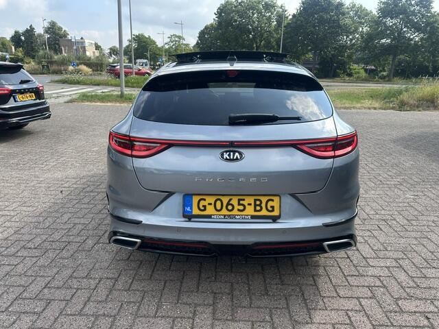 KIA PRO CEE D ProCeed 1.0 T-GDI GT-Line El.panodak Navi Cruise Lmv Nap