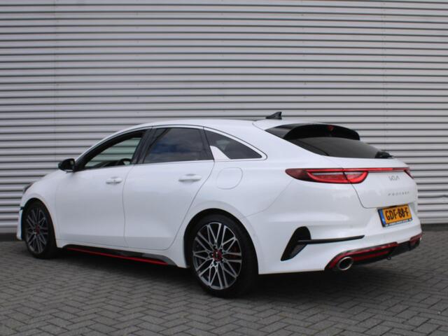 KIA PRO CEE D ProCeed 1.6 T-GDI GT | 204PK! | Stuur-/stoelverwarming | Schuifdak | Camera | Stoelgeheugen | LED | Dodehoek detectie | Zeer nette auto | 1e eigenaar |