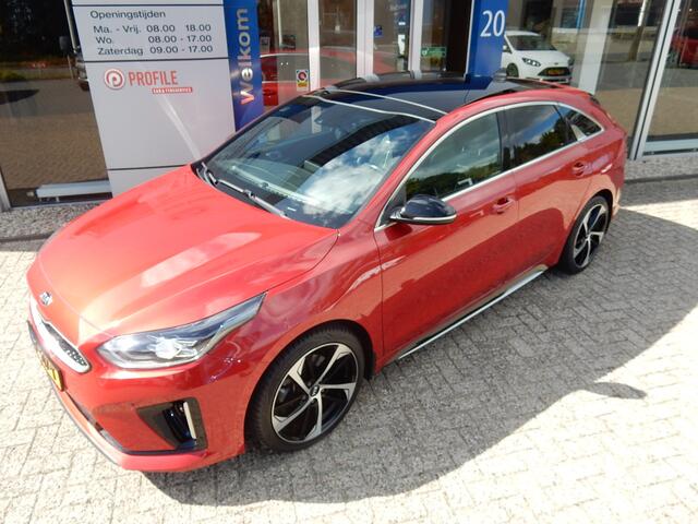 KIA PRO CEE D ProCeed 1.4 T-GDI 140 pk GT-Line | Trekhaak | Pano | Camera | Half leer | Adapt. cruise | Stoelvew. | Stuurverw.