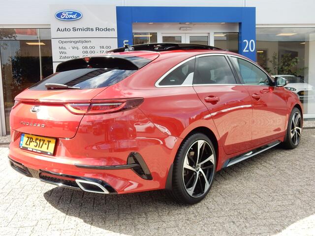 KIA PRO CEE D ProCeed 1.4 T-GDI 140 pk GT-Line | Trekhaak | Pano | Camera | Half leer | Adapt. cruise | Stoelvew. | Stuurverw.