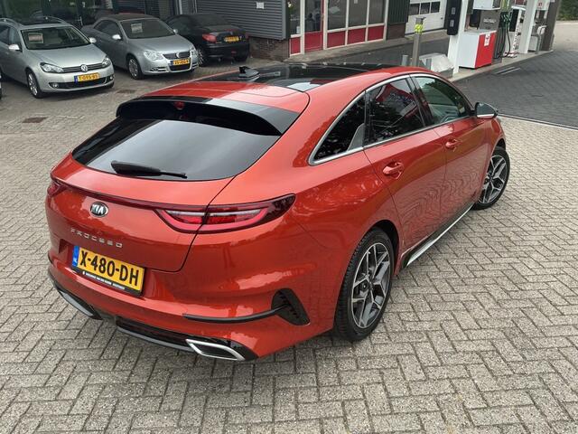 KIA PRO CEE D 1.4 T-GDI GT-PLUS LINE – foto 3