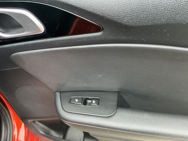 KIA PRO CEE D 1.4 T-GDI GT-PLUS LINE – foto 9