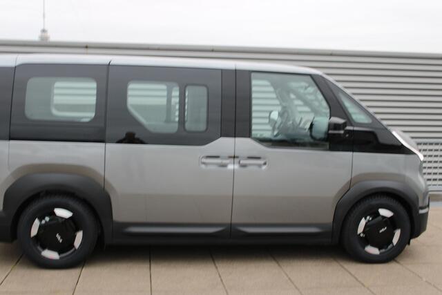 KIA PV5 Passenger Elite Executive 71.2 kWh Bestelbaar bij Kia Kooijman IJsselstein / Rijklaar vanaf ¤ 50.245,-