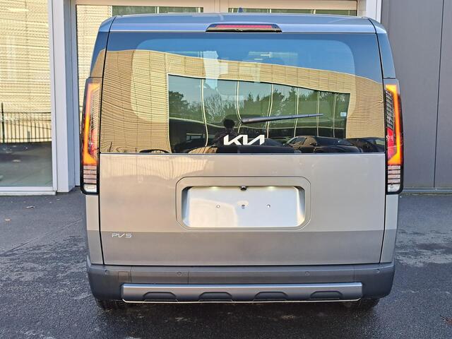 KIA PV5 Passenger Plus 71.2 kWh Direct leverbaar | Stoelverwarming voor | Stuurverwarming | V2L | Achteruitrijcamera | Batterijverwarming