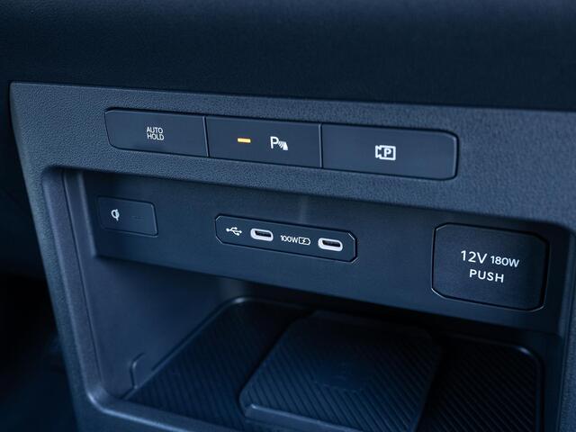 KIA PV5 L2H1 Elite Executive 71.2 kWh | Schuifdeur links | Actieradius tot 416 km (WLTP) | Tijdelijk ¤ 2.500 aan accessoires naar keuze bij aanschaf of 2,99% financiering | Uit voorraad leverbaar |